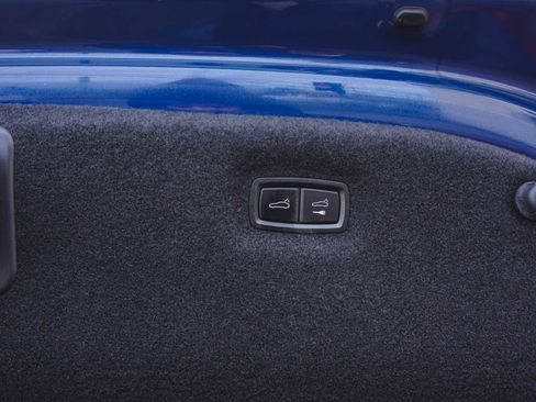 Used 2022 Audi e-tron GT Premium Plus w/ Performance Package image 43