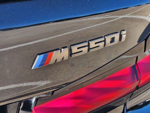 Used 2022 BMW M550i xDrive w/ Shadowloine Package AWD/4WD image 30