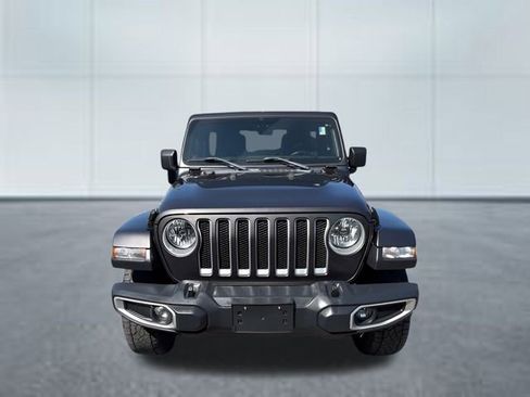 Used 2019 Jeep Wrangler Unlimited Sahara w/ Cold Weather Group AWD/4WD image 5