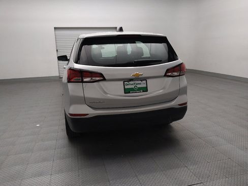 Used 2022 Chevrolet Equinox LS image 6