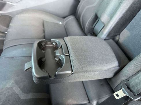 Used 2015 Ford Transit Connect XLT image 11