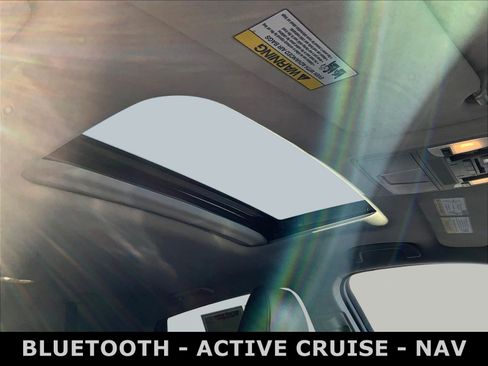 Used 2016 Acura MDX w/ Technology Package AWD/4WD image 28