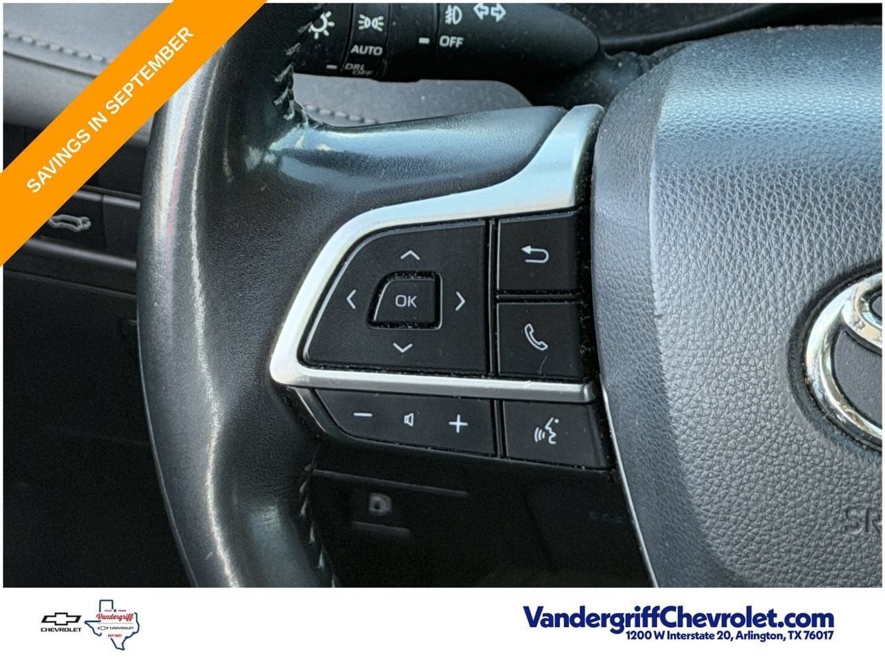 Used 2022 Toyota Highlander LE FWD image 13