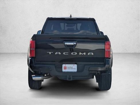 Used 2024 Toyota Tacoma Limited w/ Limited Package (LT) AWD/4WD image 7