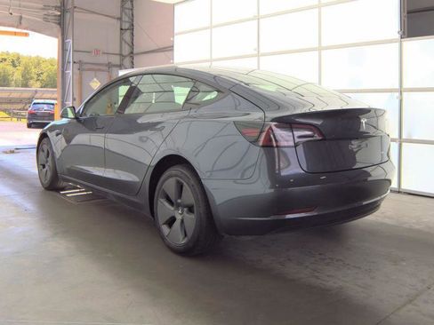 Used 2019 Tesla Model 3 Standard Range Plus RWD image 4