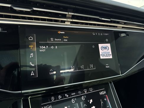 Used 2023 Audi Q7 3.0T Prestige w/ Prestige Package image 13