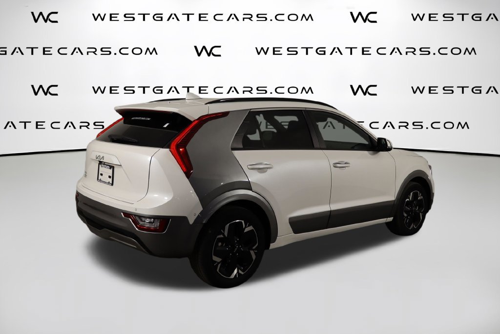 Used 2023 Kia Niro Wave w/ Wave Preserve Package FWD image 44