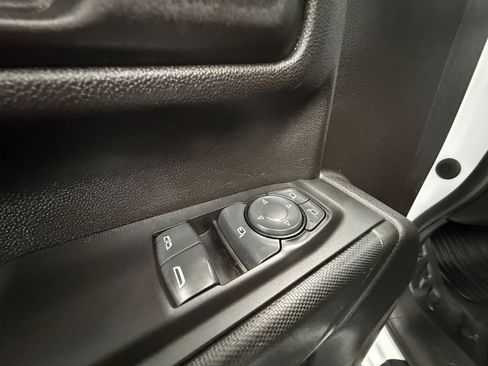 Used 2024 GMC Sierra 2500 Pro w/ Convenience Package image 19