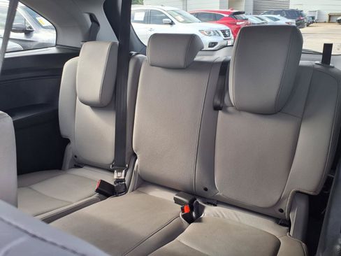 Used 2023 Honda Odyssey EX-L image 19