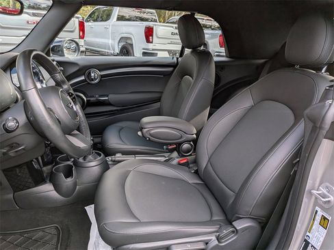 Used 2024 MINI Cooper Convertible image 14