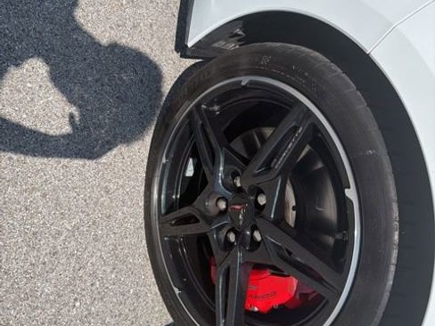 Used 2020 Chevrolet Corvette Stingray Preferred Cpe w/ 2LT Preferred Equipment Group RWD image 9