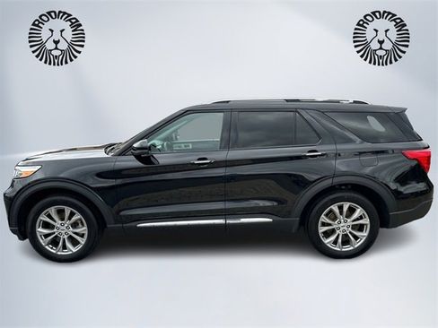 Certified 2023 Ford Explorer Limited w/ Equipment Group 301A image 8