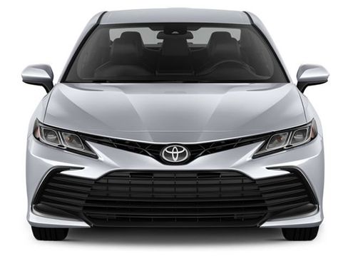 Used 2025 Toyota Camry LE w/ Convenience Package AWD/4WD image 4