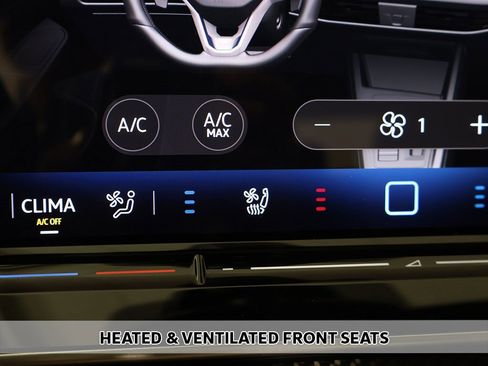 Used 2025 Volkswagen Golf R Black Edition image 9