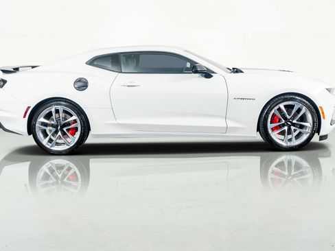 Used 2024 Chevrolet Camaro SS image 5