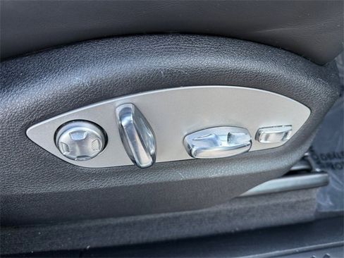 Used 2023 Porsche Macan image 21