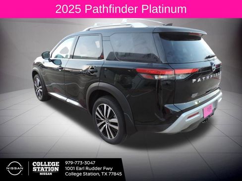 New 2025 Nissan Pathfinder Platinum w/ Cargo Package image 7