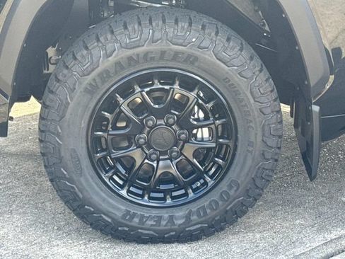 New 2026 Toyota Tundra SR5 AWD/4WD image 4