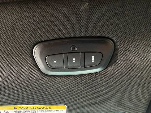 Used 2023 Jeep Wagoneer Series III w/ Flexible Seating Group image 32