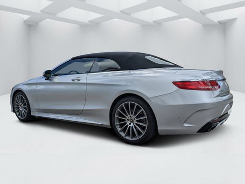 Used 2017 Mercedes-Benz S 550 Cabriolet image 5