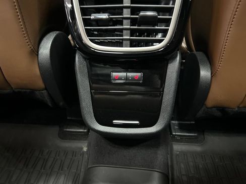 Certified 2023 Lincoln Nautilus Reserve w/ Luxury Package AWD/4WD image 27