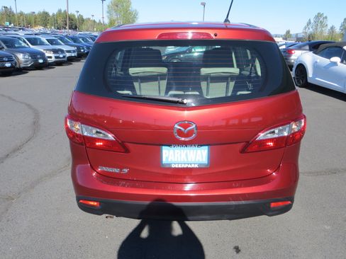 Used 2012 MAZDA MAZDA5 Sport image 4