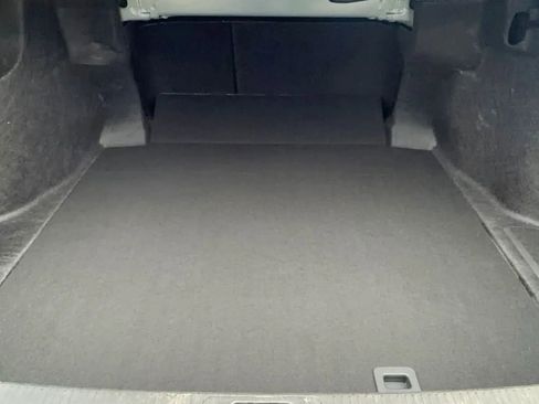 Used 2025 Toyota Camry SE image 16