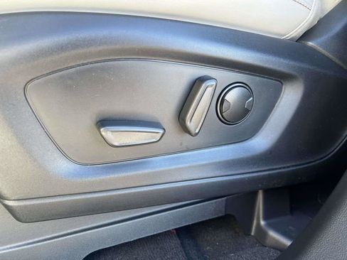 New 2026 Ford Explorer Active w/ Active Comfort Package image 14