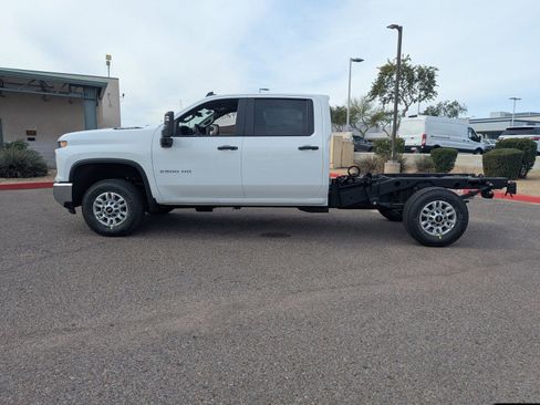 New 2026 Chevrolet Silverado 2500 W/T w/ WT Convenience Package RWD image 3