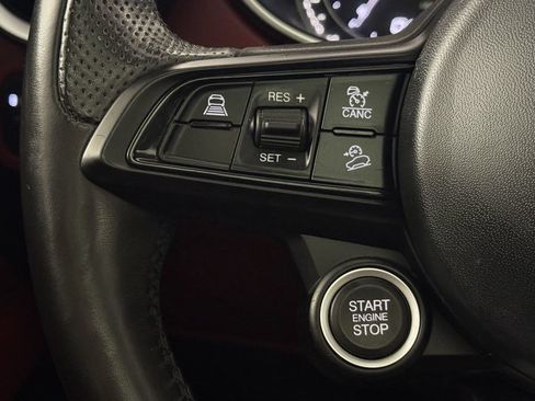 Used 2021 Alfa Romeo Stelvio Sprint w/ Nero Edizione RWD image 18