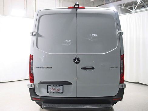 Used 2023 Mercedes-Benz Sprinter 2500 image 13
