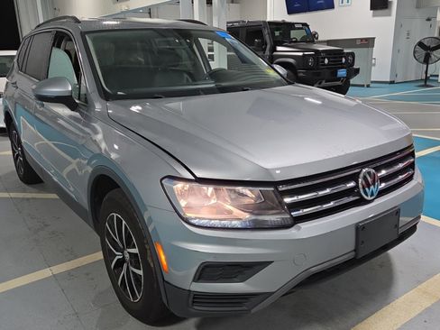 Used 2021 Volkswagen Tiguan SE AWD/4WD image 4