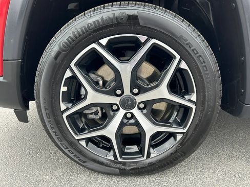 Used 2025 Jeep Compass Limited AWD/4WD image 8
