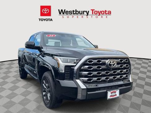 Used 2024 Toyota Tundra Platinum image 1
