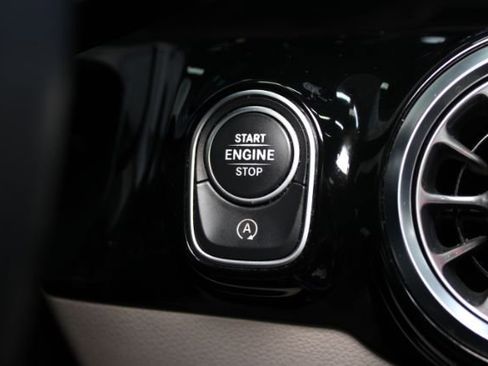 Used 2021 Mercedes-Benz GLA 250 w/ Premium Package image 15