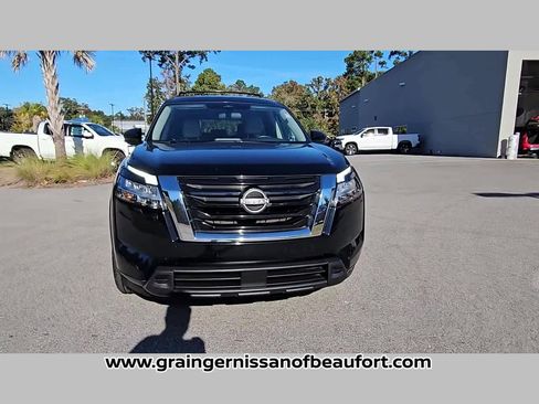 Used 2022 Nissan Pathfinder SV image 20