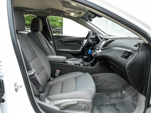 Used 2016 Chevrolet Impala LS FWD image 32