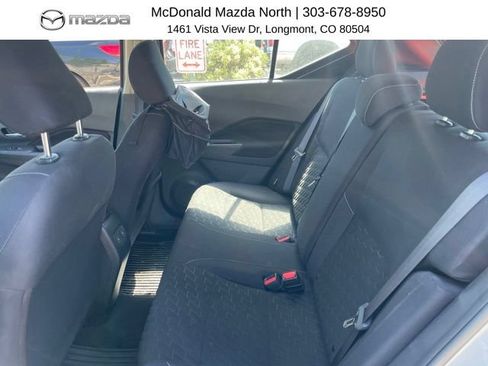 Used 2022 Nissan Kicks SV FWD image 7