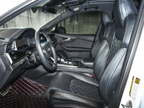 Used 2024 Audi SQ7 Prestige w/ Prestige Package AWD/4WD image 45