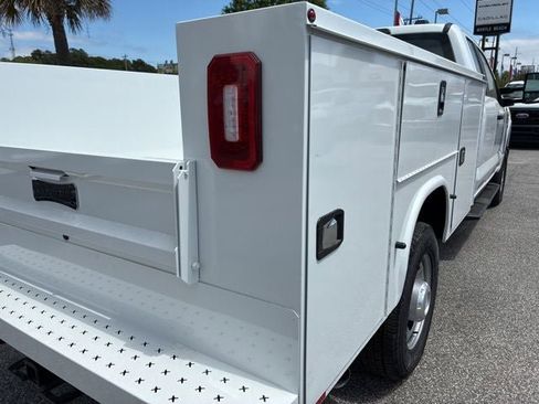 New 2026 Ford F350 XL AWD/4WD image 16