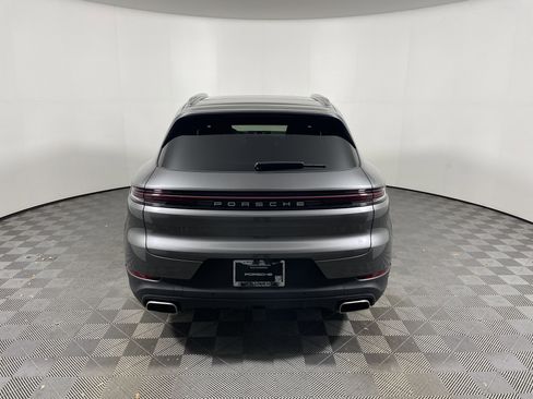 Used 2026 Porsche Cayenne E-Hybrid AWD/4WD image 6