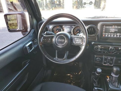 Used 2021 Jeep Wrangler Unlimited Sport AWD/4WD image 12