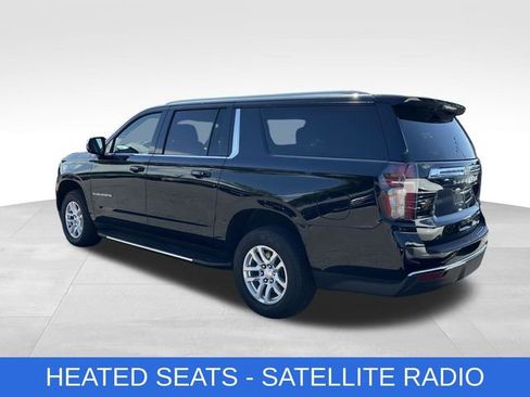 Used 2024 Chevrolet Suburban LT AWD/4WD image 4