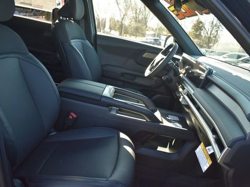 New 2027 Kia Telluride LX FWD image 13