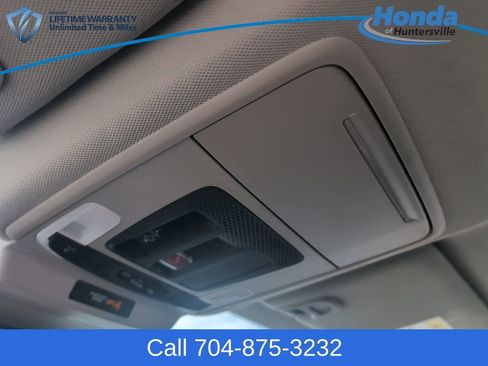 Used 2025 Honda Accord Touring image 29