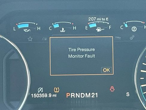 Used 2015 Ford F150 Lariat AWD/4WD image 25