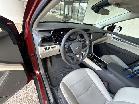Certified 2023 Cadillac XT5 Premium Luxury w/ LPO, Floor Liner Package image 10