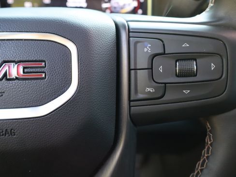 Used 2026 GMC Sierra 2500 AT4 w/ AT4 Premium Plus Package AWD/4WD image 32