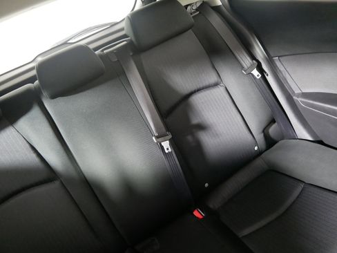 Used 2014 MAZDA MAZDA3 i Sport image 14