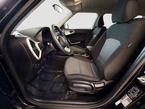 Used 2022 Kia Soul LX FWD image 20